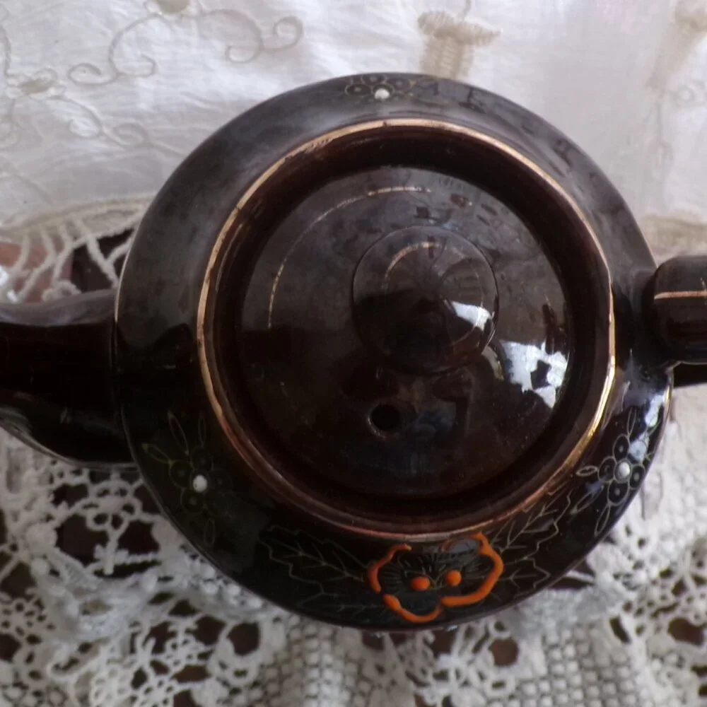 🍵 Vintage 1950s Japanese Red Ware Teapot  Hand‑Painted Floral  Brown Glaze